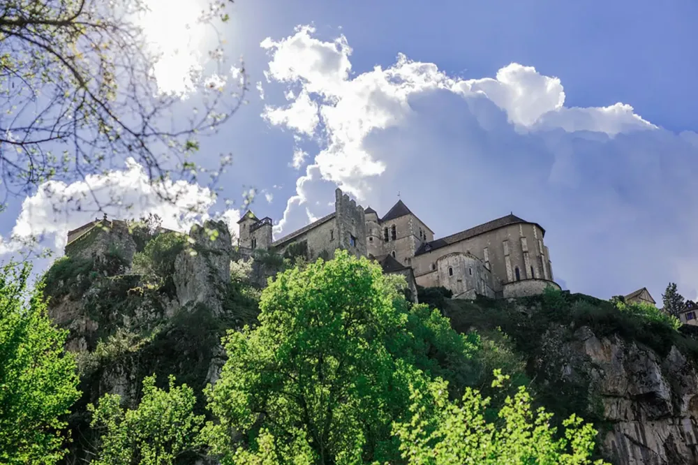 Saint-Cirq-Lapopie, un village avec une architecture captivante
